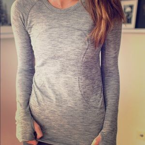 Lululemon gray run swiftly long sleeve shirt